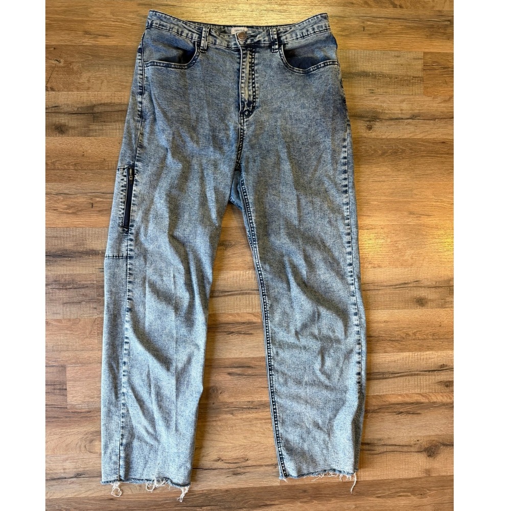 Ripton Superlite Jeans 30x28  Acid Wash Relaxed Straight Raw Hem